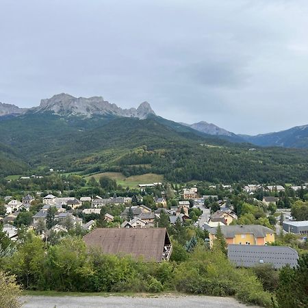 Terrasse Adroit T2 Barcelonnette - Wi-Fi Gratuit - 7 Couchages公寓 外观 照片
