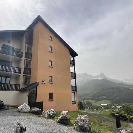 Terrasse Adroit T2 Barcelonnette - Wi-Fi Gratuit - 7 Couchages公寓 外观 照片