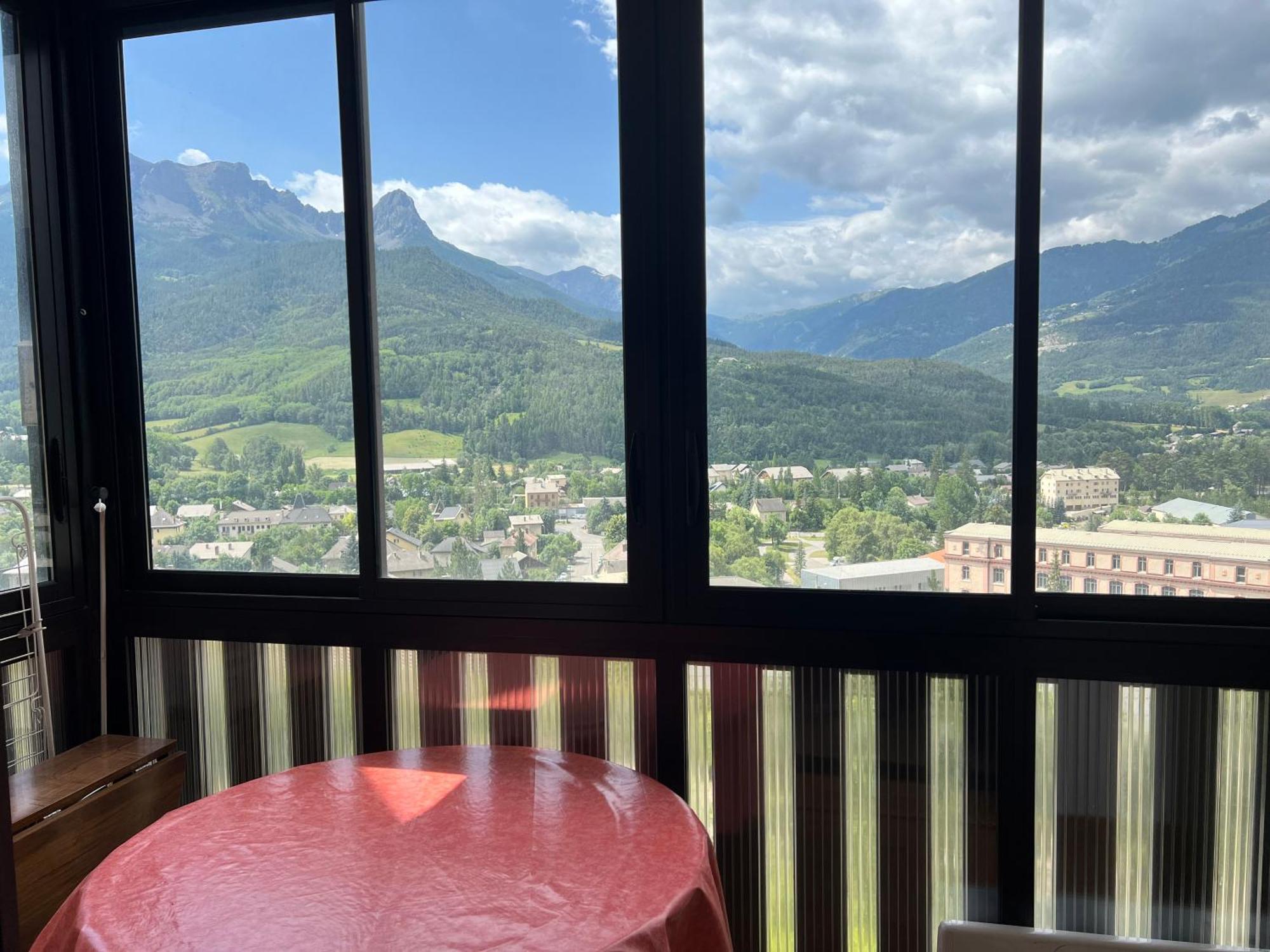 Terrasse Adroit T2 Barcelonnette - Wi-Fi Gratuit - 7 Couchages公寓 外观 照片